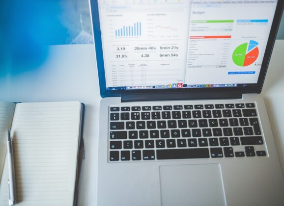 Digitaliza y optimiza tu negocio: descubre qué es un ERP y el impacto que tiene en tu empresa