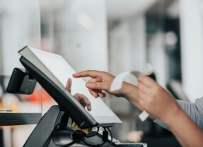 Qué es un TPV para comercios y cómo mejora la gestión diaria